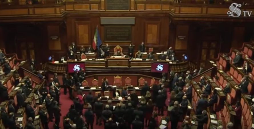 Al momento stai visualizzando Governo: l’Italia dell’ultimo minuto ormai dice addio ai partiti